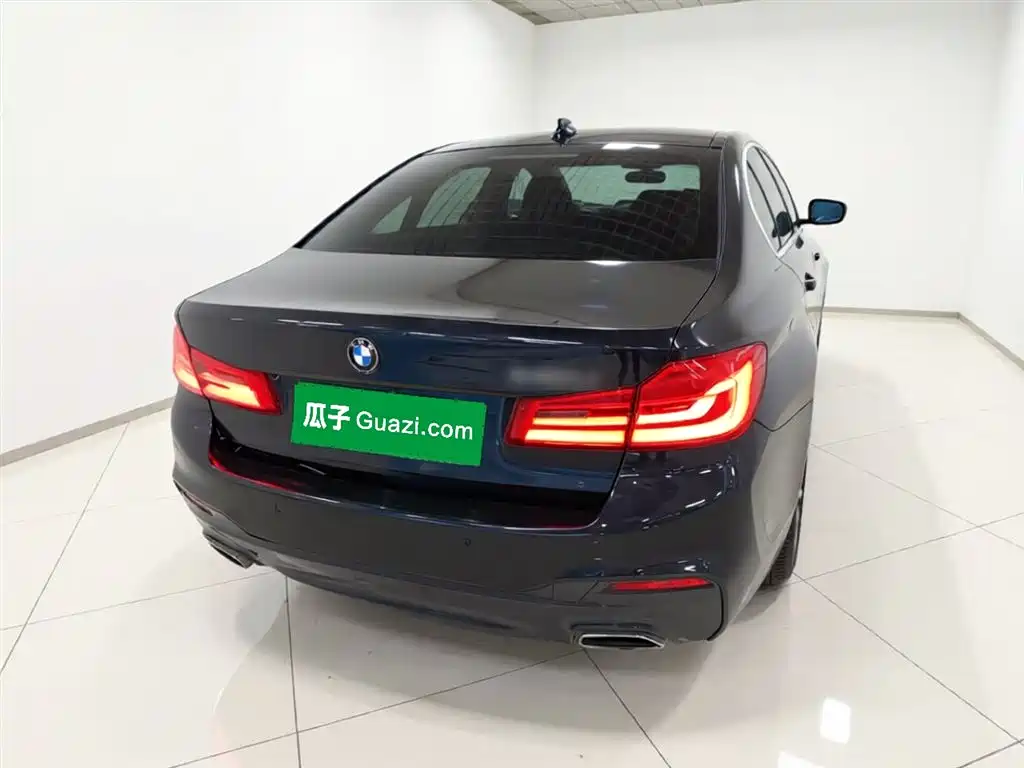 BMW 5 Series 2020 530Li Leading M Sports Package купить на сайте DeffCars