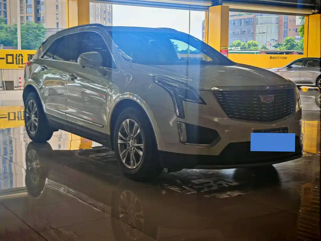 Cadillac XT5 2022 2.0T two-wheel drive luxury model купить на сайте DeffCars