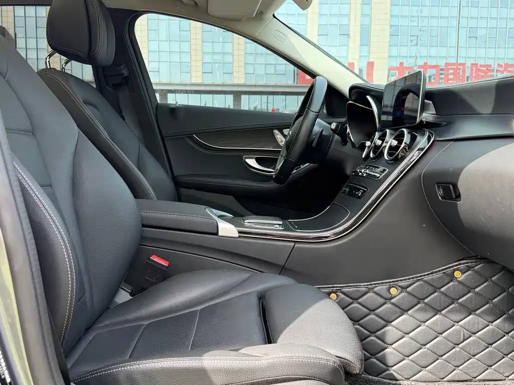 Mercedes-Benz C-Class 2019 facelift C 260 L sports version купить на сайте DeffCars