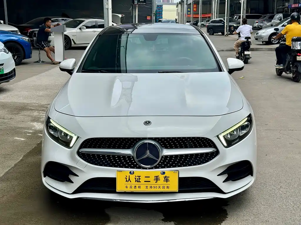 Mercedes-Benz A-Class 2020 A 200 L Sports Sedan купить на сайте DeffCars