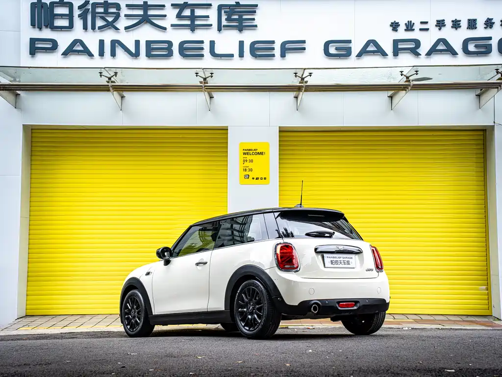MINI 2021 1.5T COOPER Classic купить на сайте DeffCars