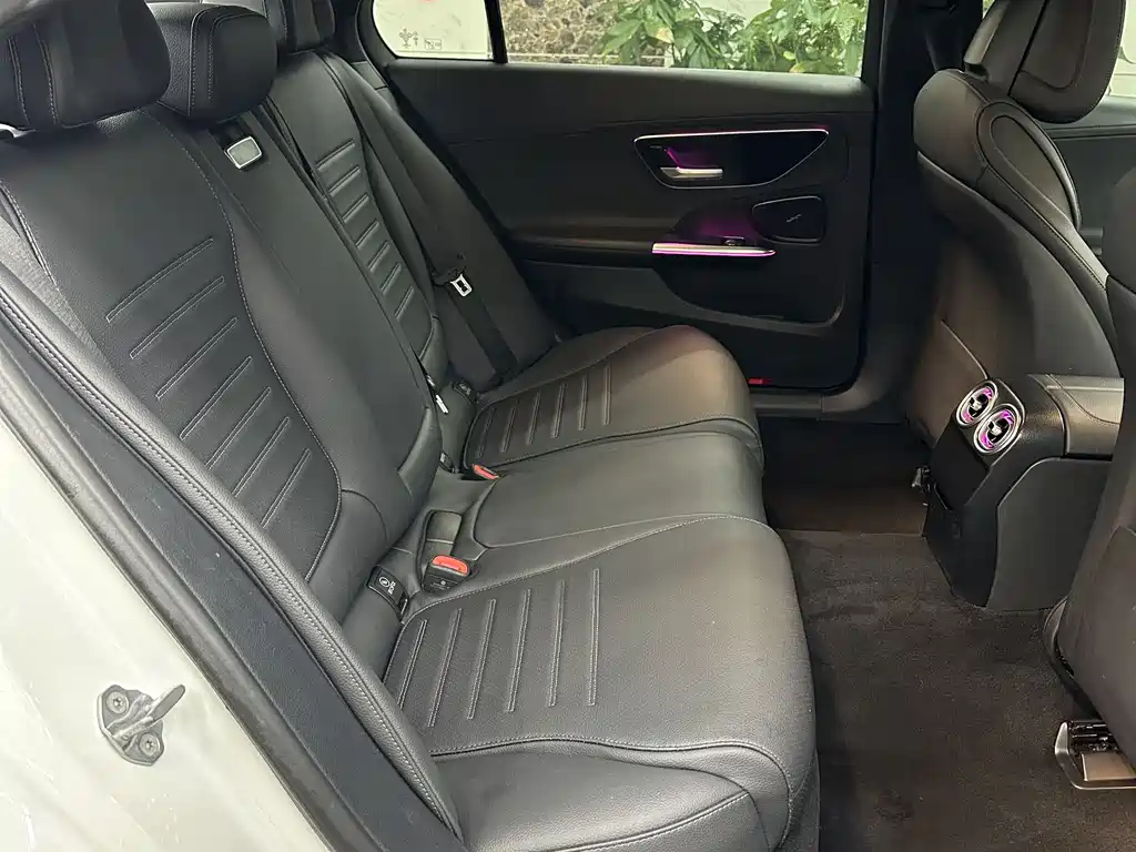 Mercedes-Benz C-Class 2023 C 260 L Sports Edition купить на сайте DeffCars