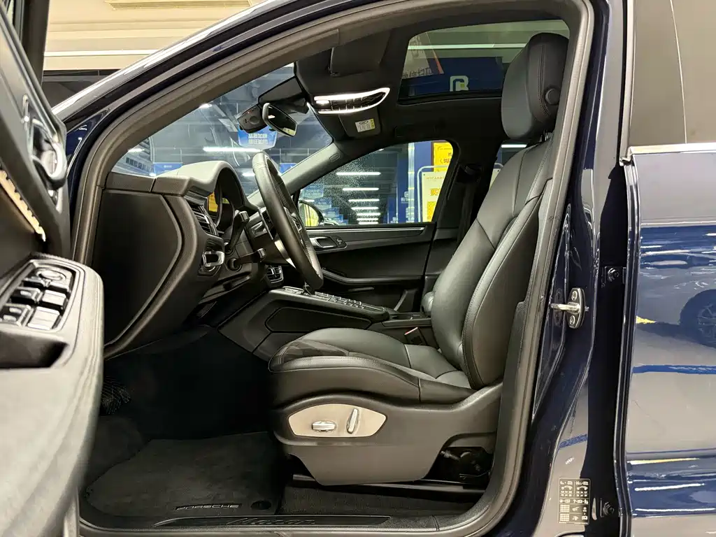Macan 2018 Macan 2.0T купить на сайте DeffCars