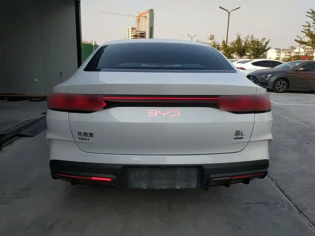 Qin L 2024 DM-i 80KM transcendent model купить на сайте DeffCars