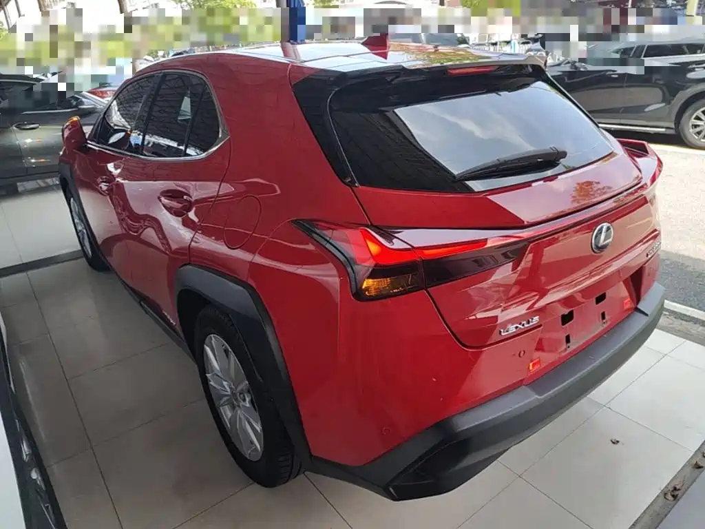 Lexus UX 2020 260h Fun Edition купить на сайте DeffCars