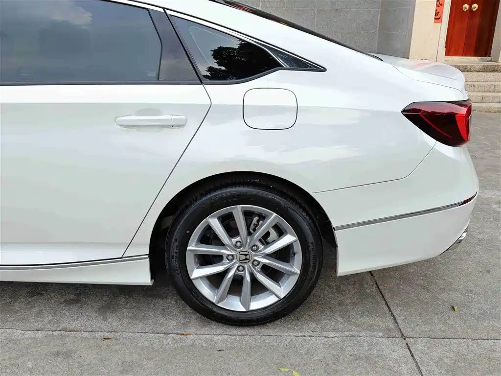 Accord 2022 260TURBO Deluxe Edition купить на сайте DeffCars
