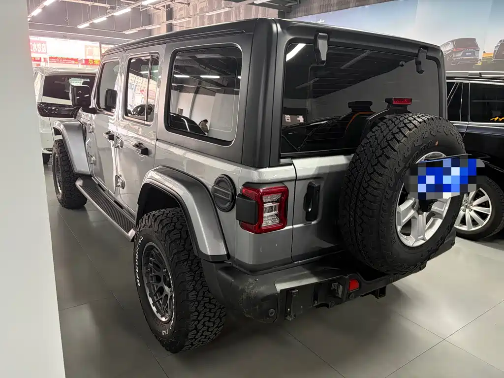 Wrangler 2019 2.0T Sahara four-door version National V купить на сайте DeffCars