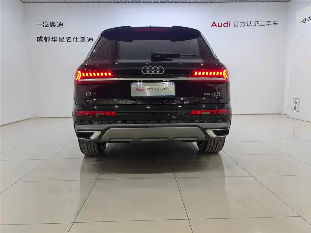 Audi Q7 2022 55 TFSI quattro S line sports купить на сайте DeffCars