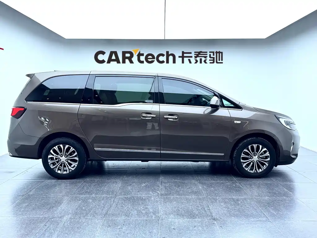Buick GL8 2022 Land Business Class 652T Luxury купить на сайте DeffCars