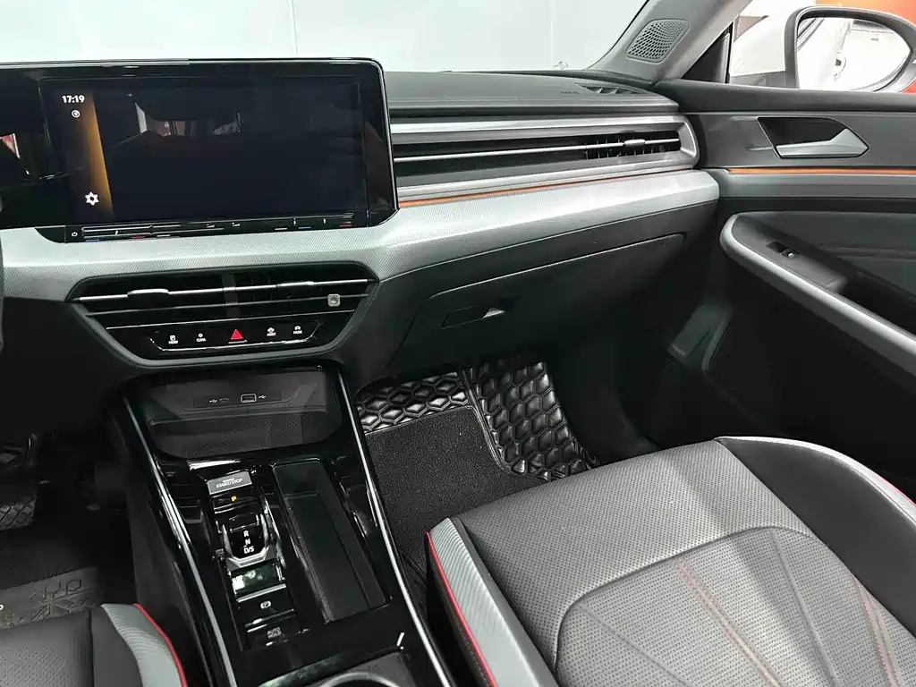 Lingdu 2023 Lingdu L 280TSI DSG Hot Edition купить на сайте DeffCars