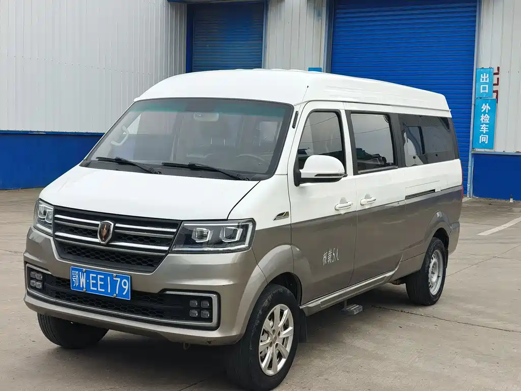 New Hiace S 2021 1.5L Fortune Central Air Conditioning Version Bus National VI SWC15M купить на сайте DeffCars