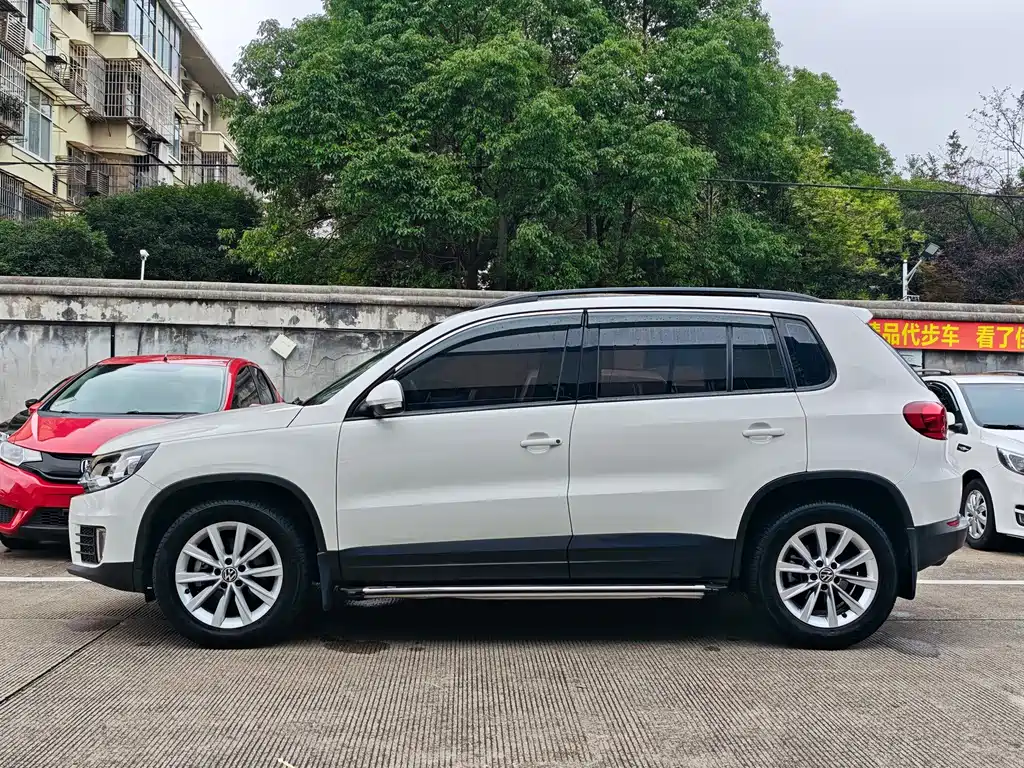 Tiguan 2016 280TSI automatic two-wheel drive Silk Road Comfort Edition купить на сайте DeffCars