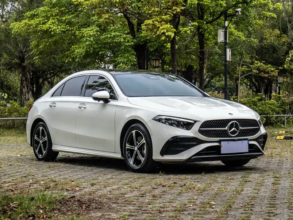 Mercedes-Benz A-Class 2023 A 200 L Fashion Model купить на сайте DeffCars