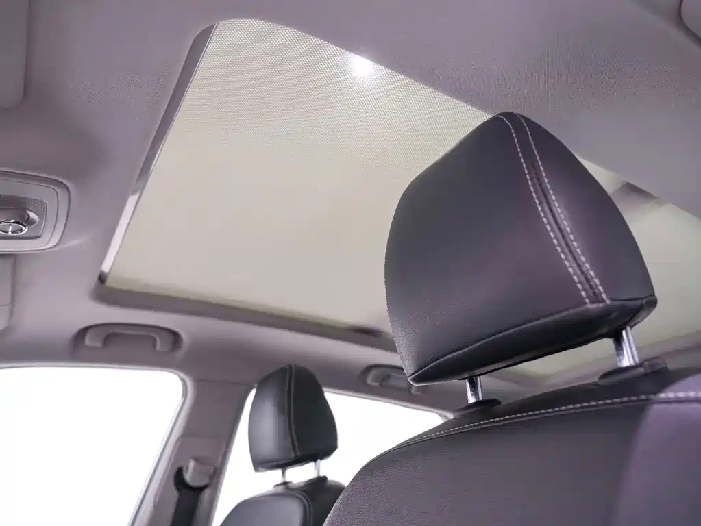 Roewe RX5 2020 20T Automatic 4G Internet Beyond Edition купить на сайте DeffCars