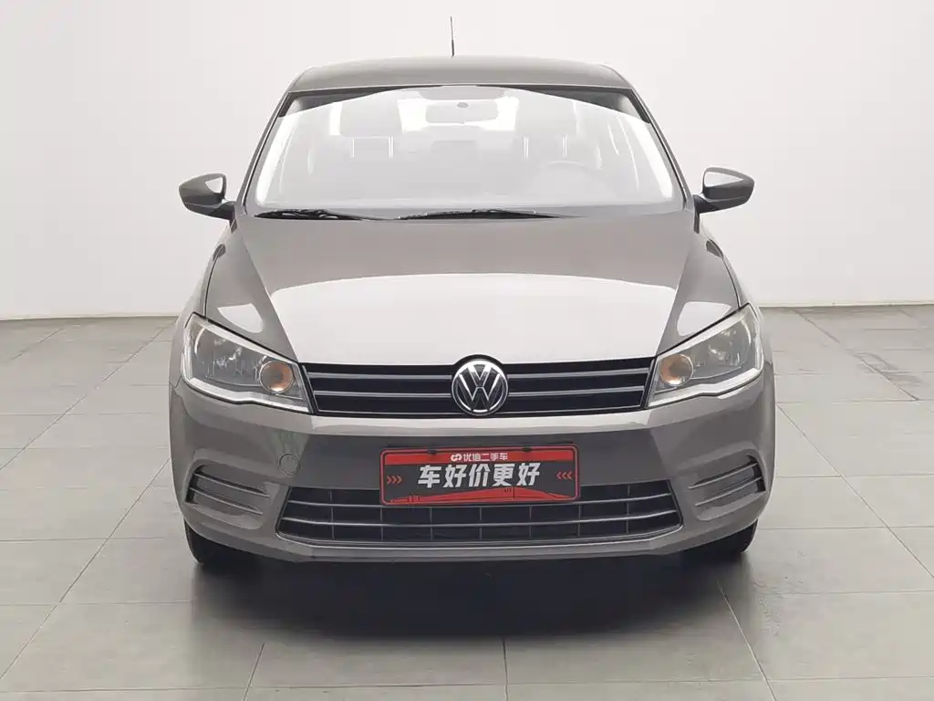 Jetta 2015 1.6L manual fashion model купить на сайте DeffCars
