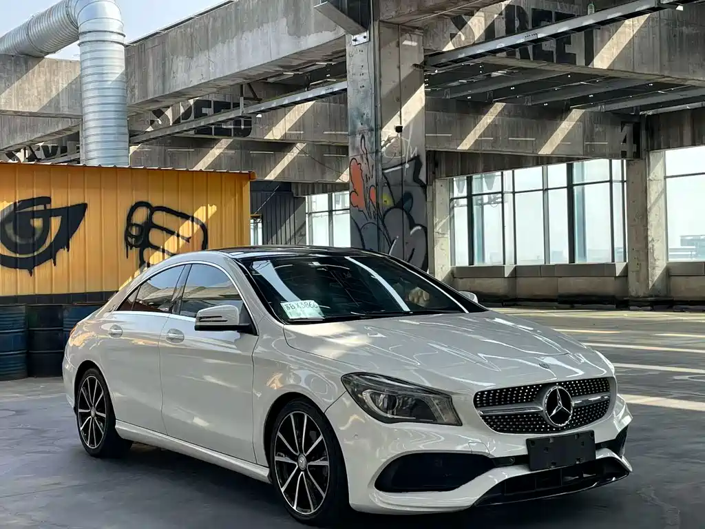 Mercedes-Benz CLA (imported) 2015 CLA 200 купить на сайте DeffCars