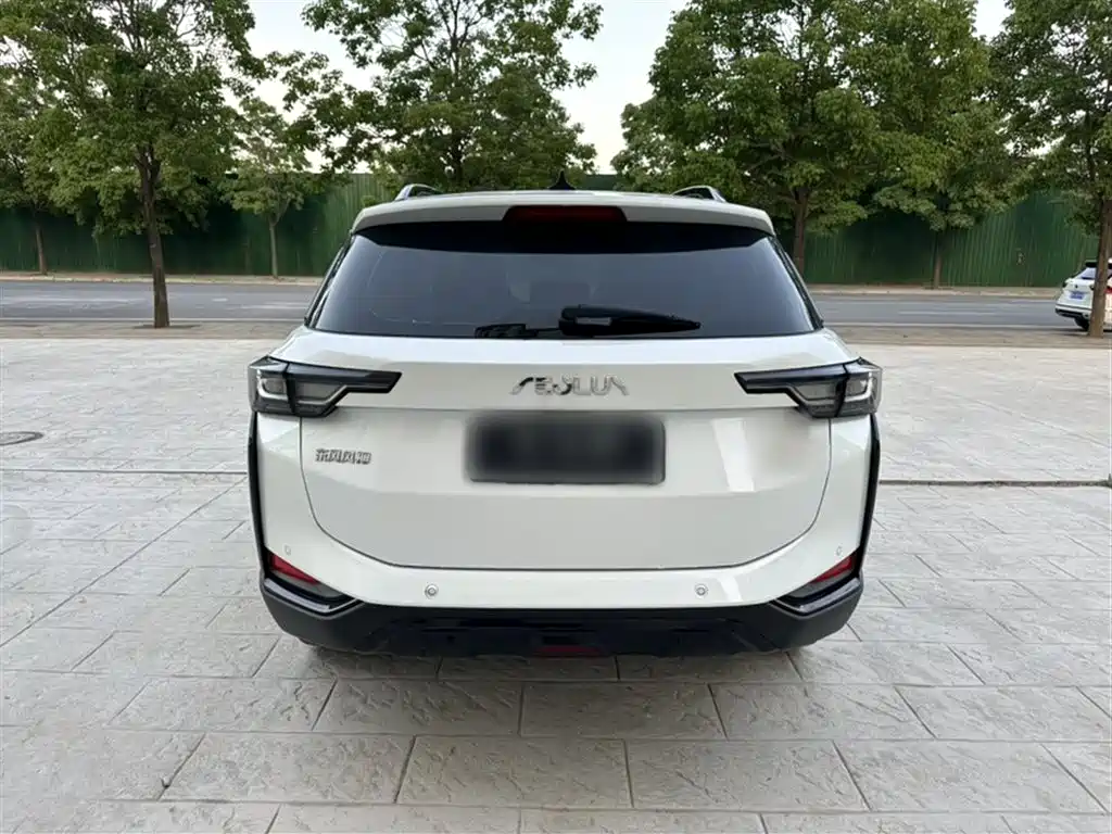Yixuan GS 2023 Mach Edition 1.5L Automatic Wealth Creation Edition купить на сайте DeffCars