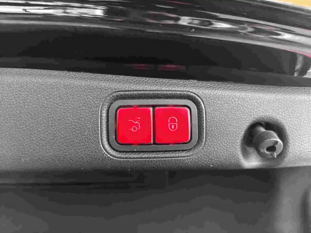 Mercedes-Benz E-Class 2020 Facelift E 300 L Special Edition купить на сайте DeffCars