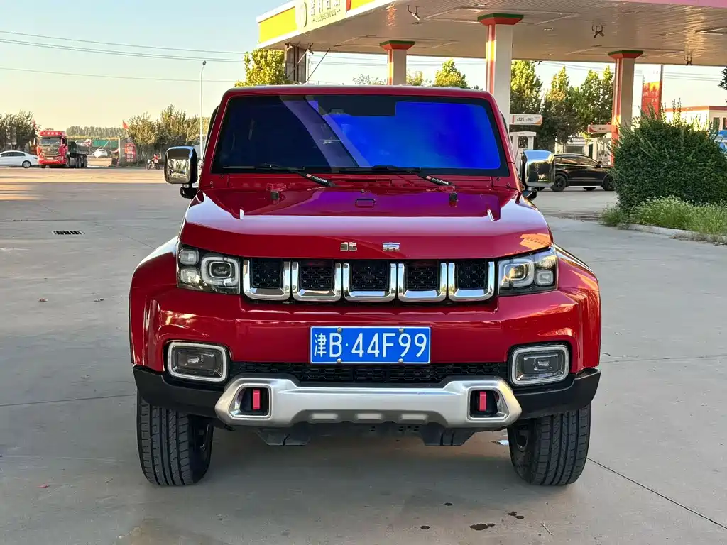 Beijing off-road BJ40 2020 2.0T automatic four-wheel drive city hunter version supreme type купить на сайте DeffCars
