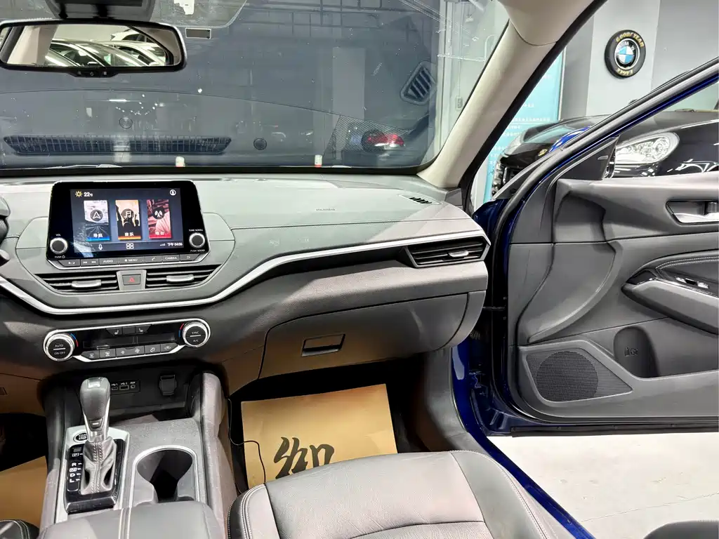 Teana 2020 2.0L XL Upper Smart Travel Edition купить на сайте DeffCars