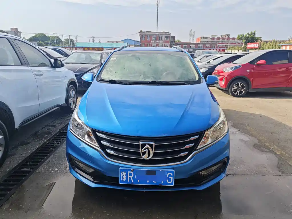 Baojun 310 2016 1.2L manual luxury model купить на сайте DeffCars