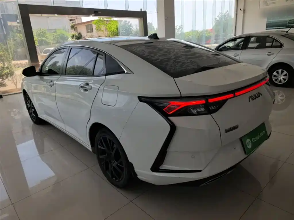 Yixuan 2020 230T automatic dazzling track rider version купить на сайте DeffCars