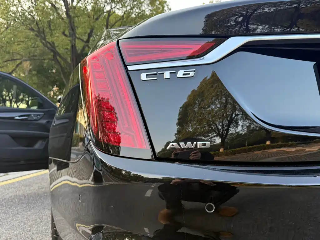 Cadillac CT6 2019 40T Platinum Edition купить на сайте DeffCars