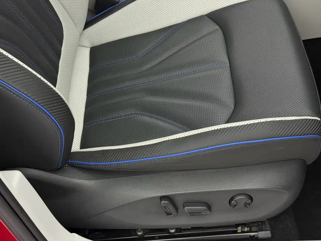 Lingdu 2022 Lingdu L 280TSI DSG super spicy flagship version купить на сайте DeffCars