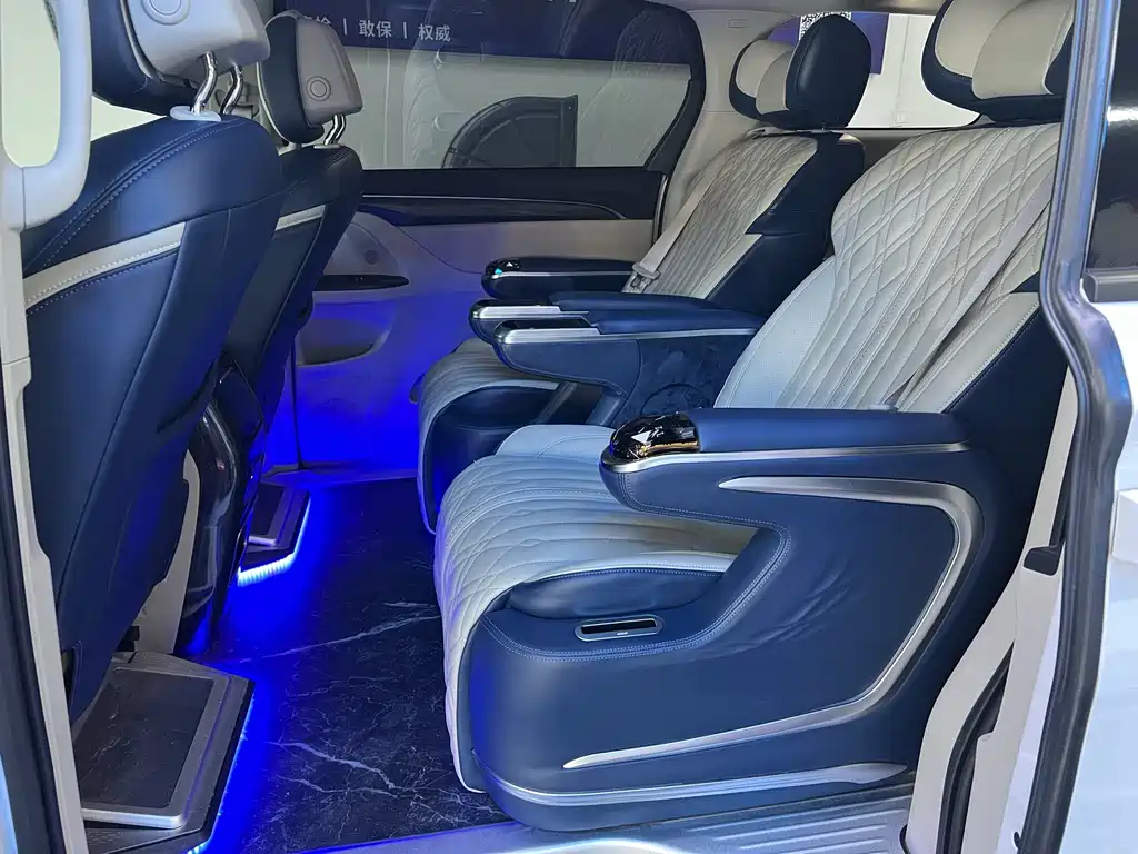 Buick GL8 2023 ES Lu Zun Comfort Type купить на сайте DeffCars