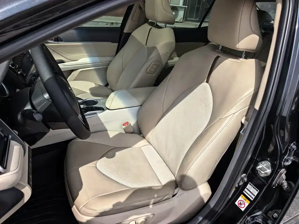 Camry 2018 Shuangqing 2.5HG Deluxe Edition купить на сайте DeffCars