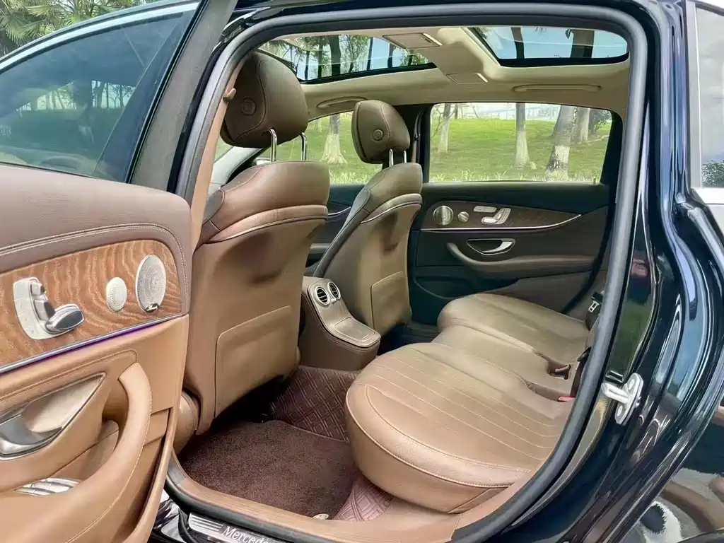 Mercedes-Benz E-Class 2022 E 300 L Fashion купить на сайте DeffCars