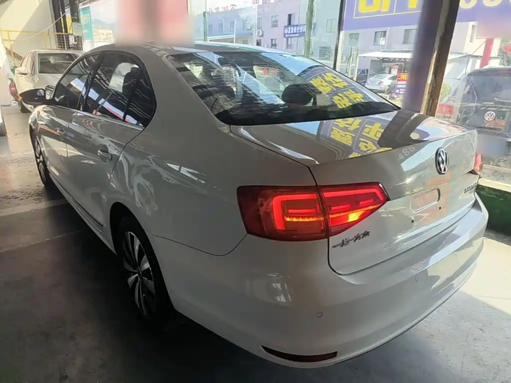 Sagitar 2017 1.6L automatic comfort model купить на сайте DeffCars