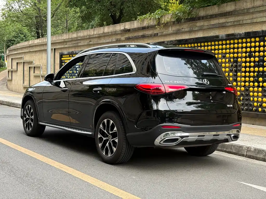 Mercedes-Benz GLC 2023 facelift GLC 260 L 4MATIC luxury model 7 seats купить на сайте DeffCars