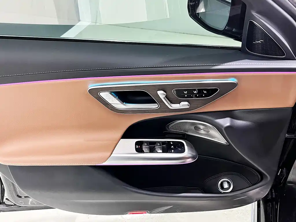 Mercedes-Benz E-Class 2025 E 300 L Luxury Model купить на сайте DeffCars
