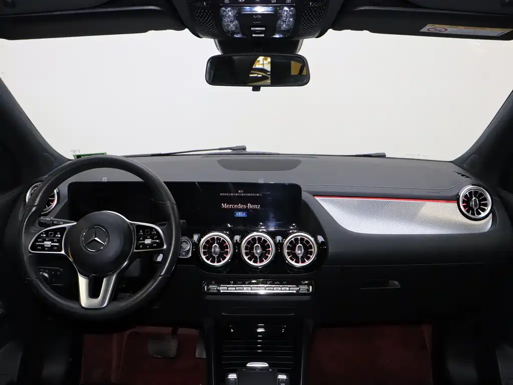 Mercedes-Benz GLA 2022 facelift version 2 GLA 200 купить на сайте DeffCars