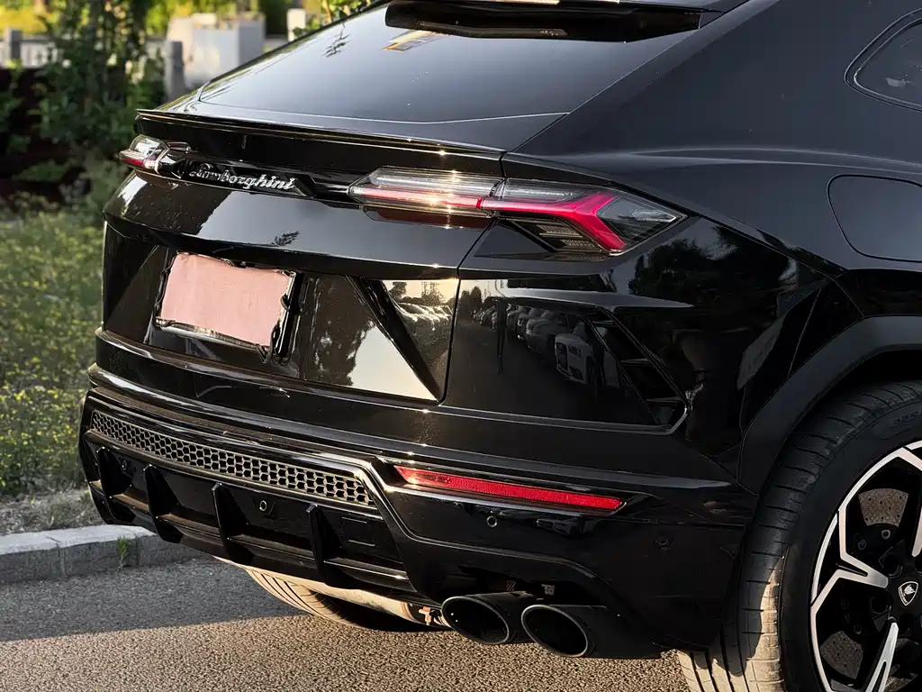 Urus 2018 4.0T V8 купить на сайте DeffCars