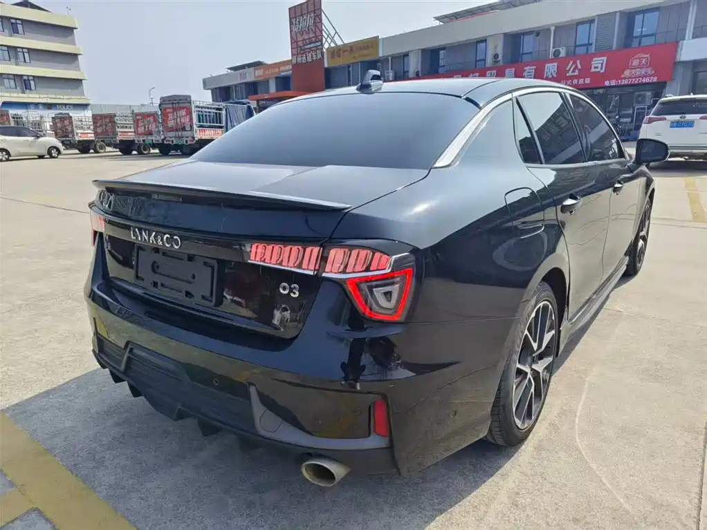 Lynk & Co 03 2019 1.5TD DCT Powerful Edition National VI купить на сайте DeffCars