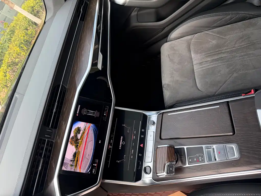 Audi A6L 2023 40 TFSI luxury and dynamic model купить на сайте DeffCars