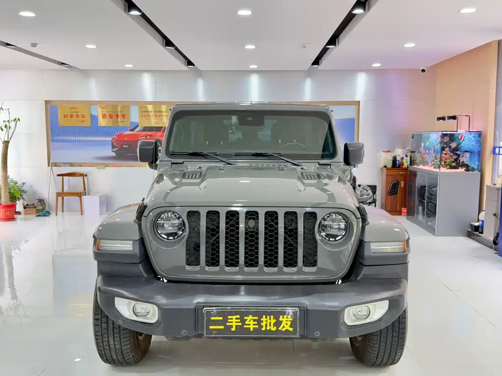 Wrangler New Energy 2021 four-door 2.0T 4xe Sahara First Edition купить на сайте DeffCars