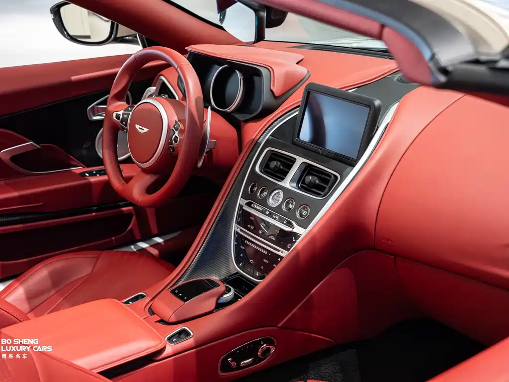 Aston Martin DB11 2019 4.0T V8 Volante купить на сайте DeffCars
