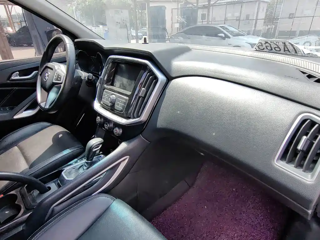 Yusheng S350 2017 2.0T automatic two-wheel drive diesel luxury sunroof version 5 seats купить на сайте DeffCars