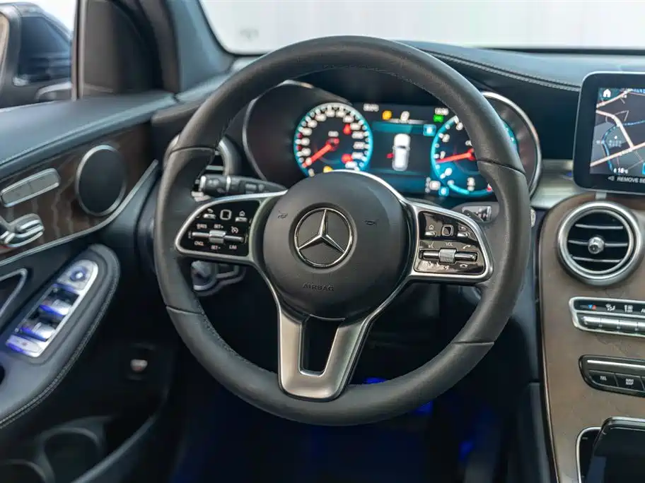 Mercedes-Benz GLC 2022 facelift 2 GLC 260 L 4MATIC luxury model купить на сайте DeffCars