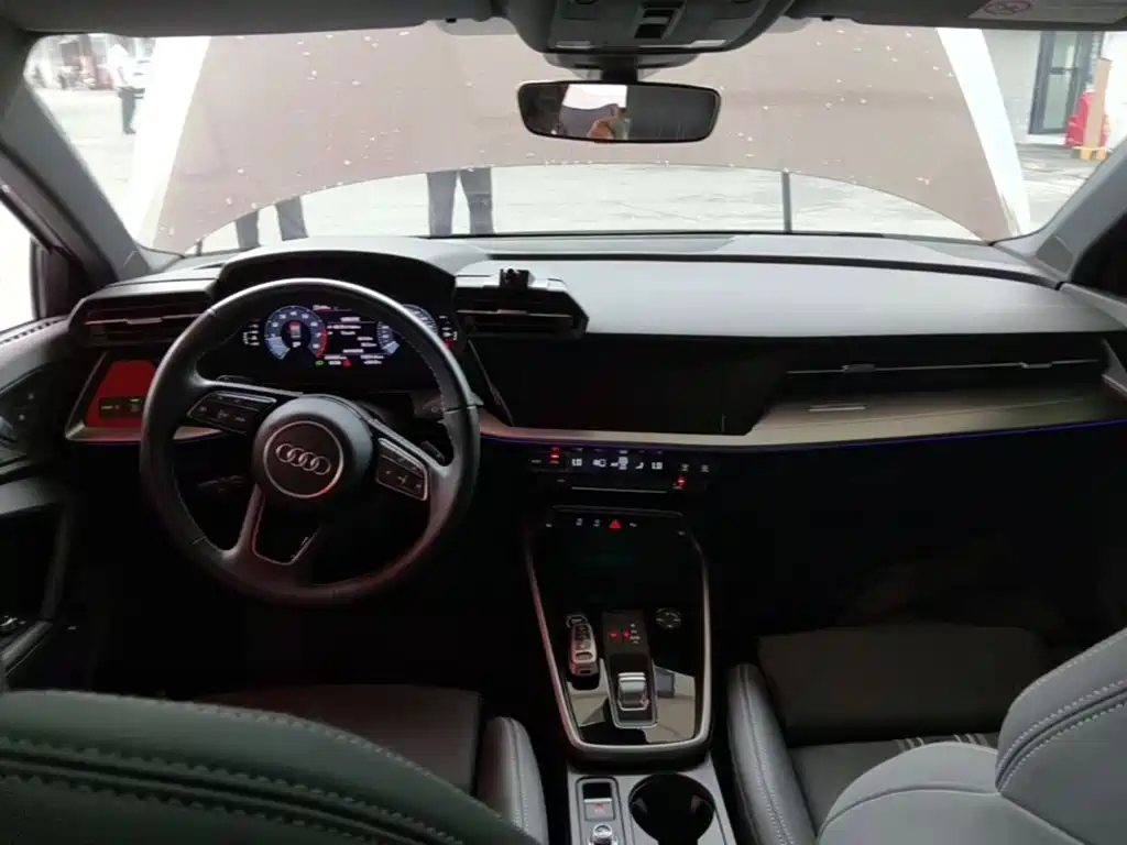 Audi A3 2024 A3L Limousine 35 TFSI Fashionable and Sporty купить на сайте DeffCars