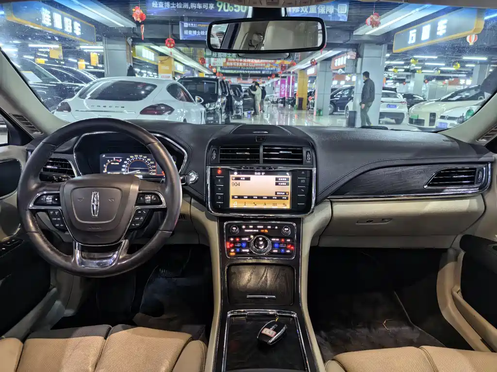 Lincoln Continental 2018 2.0T Two-wheel drive Premium Edition купить на сайте DeffCars