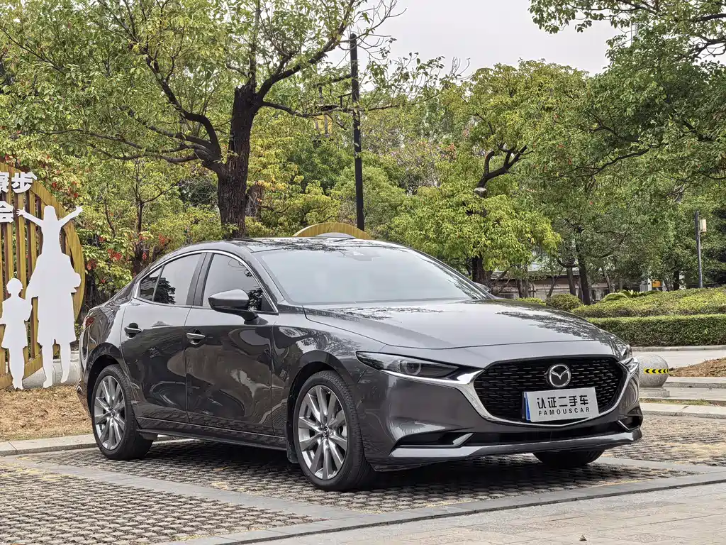 Mazda3 Angkesela 2023 2.0L Automatic Premium Edition купить на сайте DeffCars