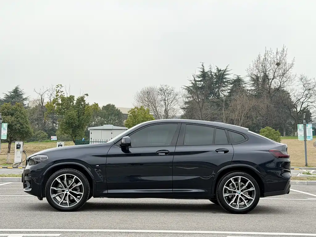 BMW X4 2021 xDrive 25i M Sports Night Package купить на сайте DeffCars