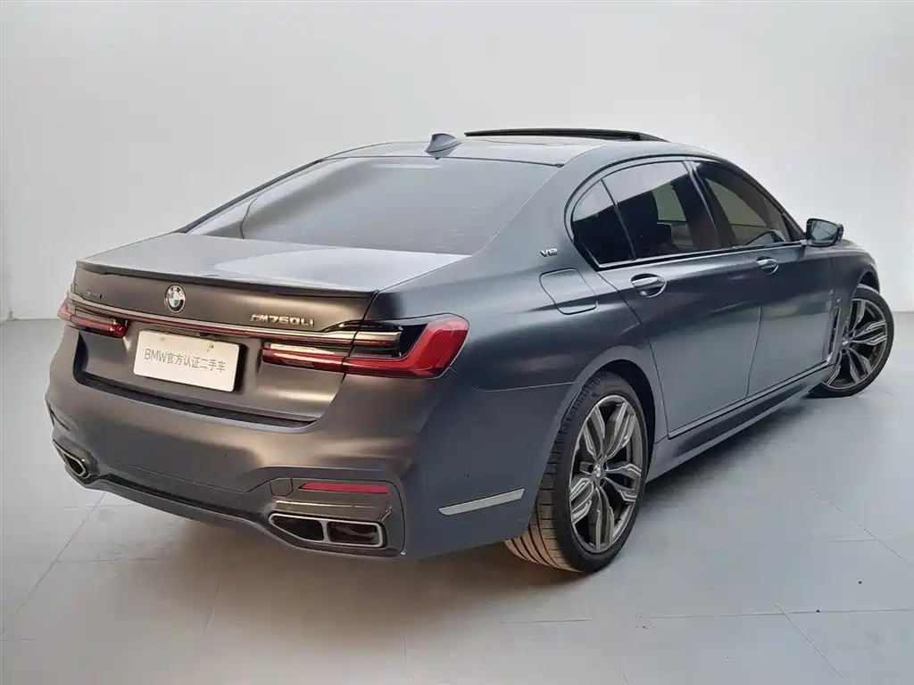 BMW 7 Series 2019 M760Li xDrive V12 Sports Package купить на сайте DeffCars