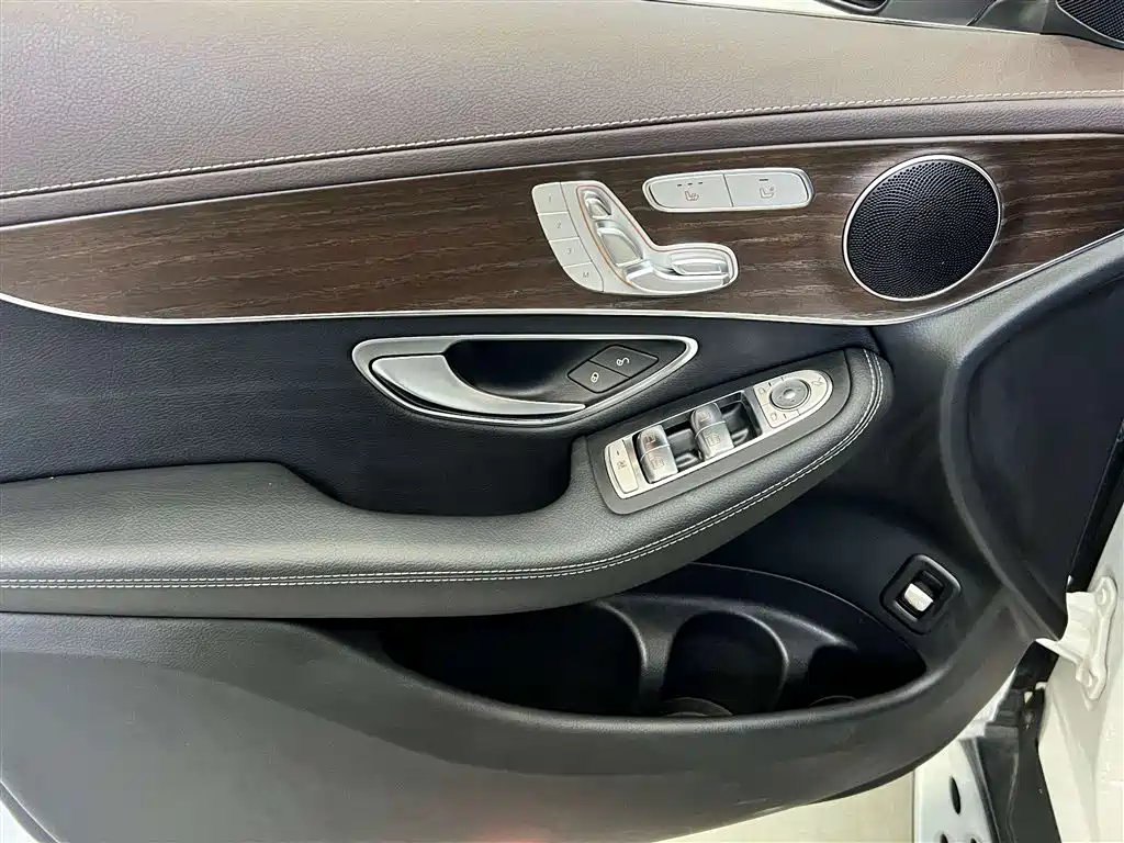 Mercedes-Benz GLC 2022 facelift GLC 300 L 4MATIC Dynamic Edition купить на сайте DeffCars
