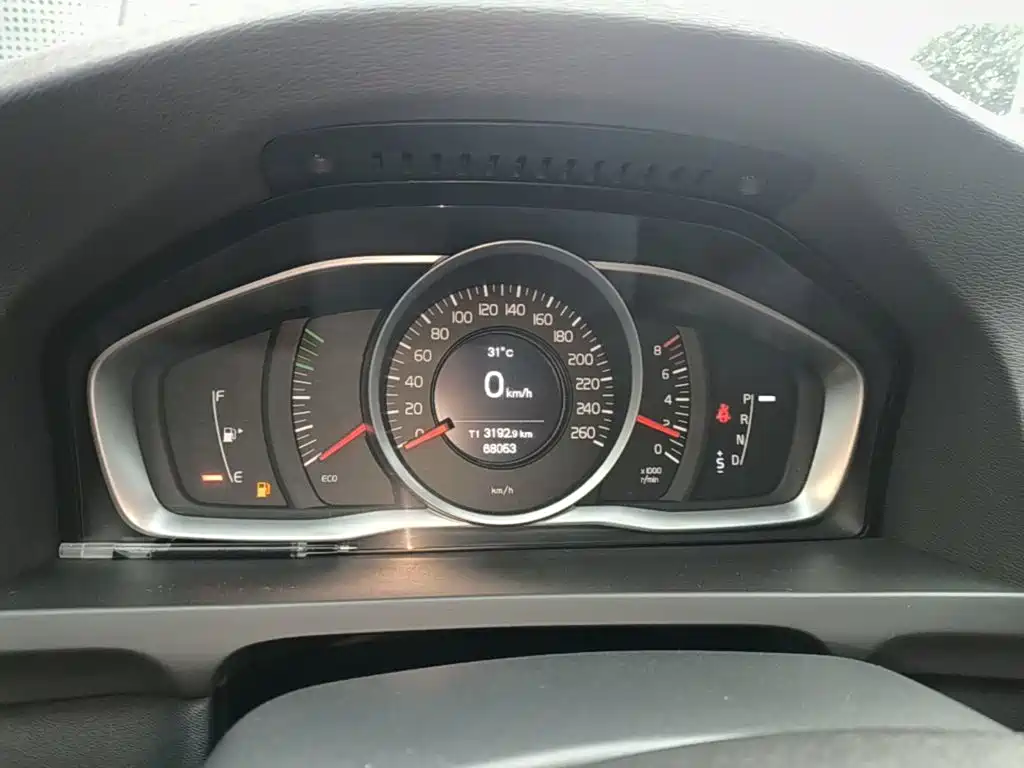 Volvo S60 2019 S60L T3 Smart Edition купить на сайте DeffCars