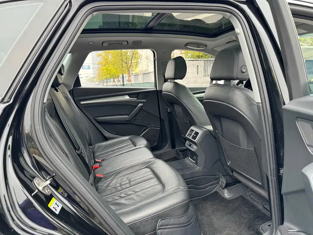 Audi Q5L 2020 45 TFSI exclusive and fashionable model купить на сайте DeffCars